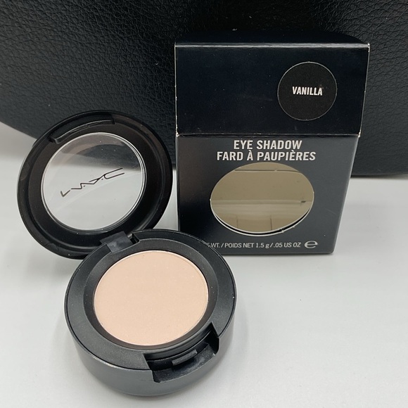 MAC Cosmetics Velvet Eyeshadow in Vanilla - BNIB, Rare & Discontinued - Picture 5 of 16